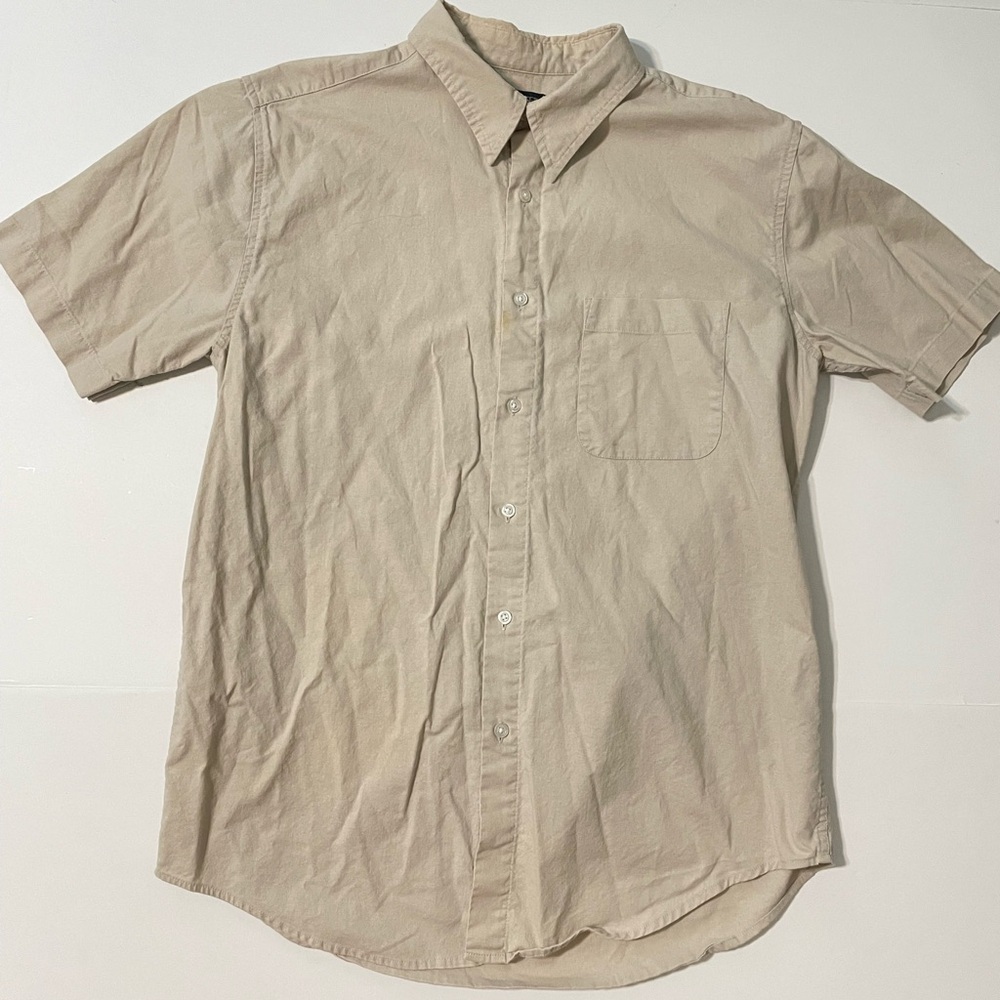 Cotton on vintage cherokee short sleeve tan button down short sleeve Medium